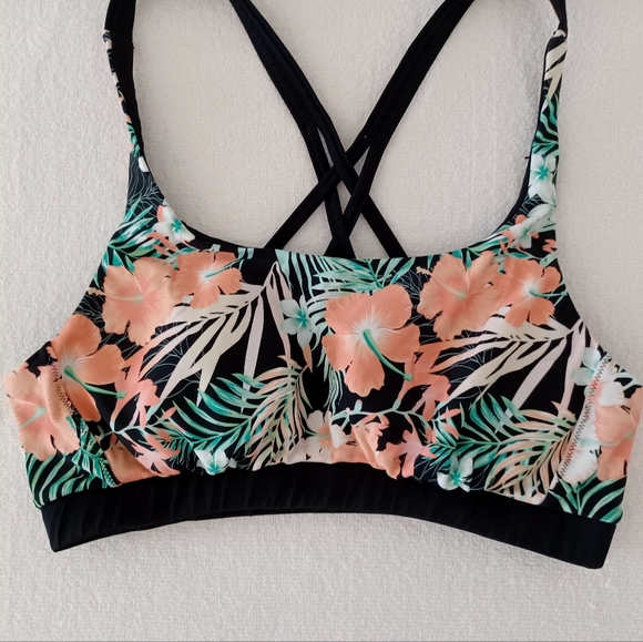VENUS Maui Tropical Sport Bikini Top, size 6 - Picture 2 of 14